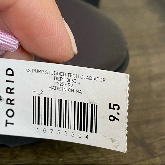 TORRID Velcro Strap Studded Sandal Size 9.5 WW Extra Wide Width - Picture 12 of 13